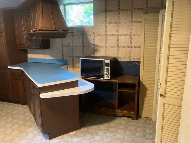 5 Clinton St, Wilmington, MA 01887