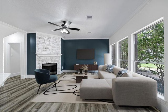 1826 Cheyenne River Circle, Sugar Land, TX 77478