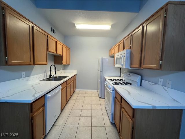 700 Carnegie Street 2022, Henderson, NV 89052