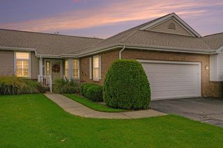 1378 S Village Circle, Kalamazoo, MI 49009