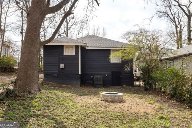 943 Rose Circle SW, Atlanta, GA 30310