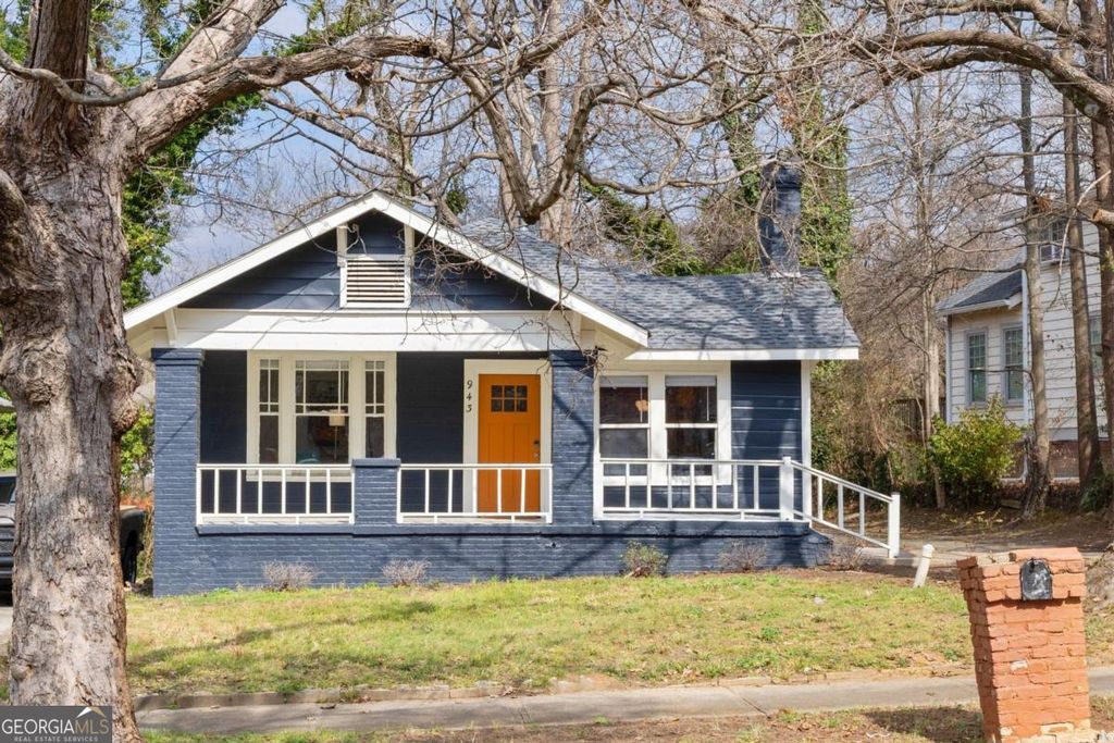 943 Rose Circle SW, Atlanta, GA 30310