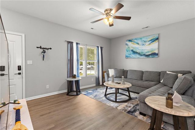 718 Battery AVE, Suffolk, VA 23434