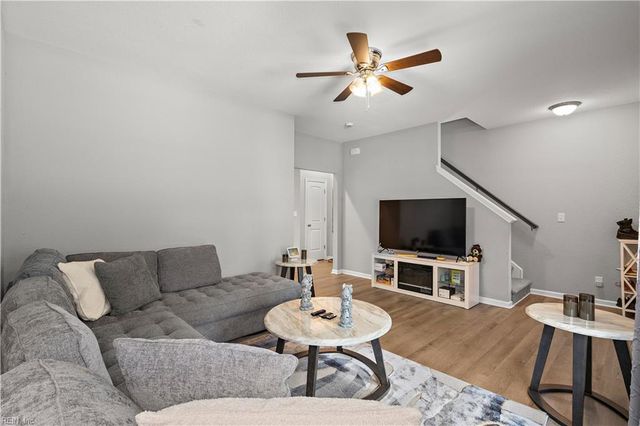 718 Battery AVE, Suffolk, VA 23434