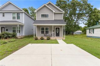 718 Battery AVE, Suffolk, VA 23434