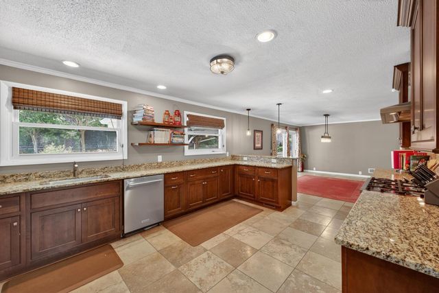707 Pin Oak Drive, Aiken, SC 29801