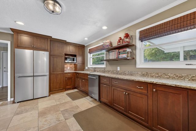 707 Pin Oak Drive, Aiken, SC 29801