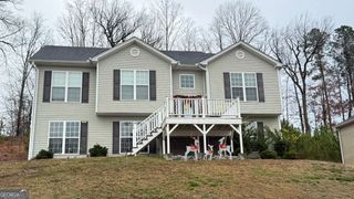 596 Embassy Walk, Winder, GA 30680