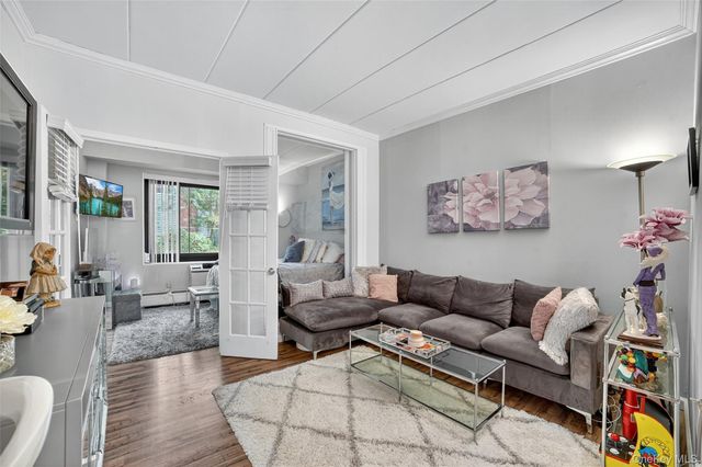 1101 Midland Avenue 121, Bronxville, NY 10708