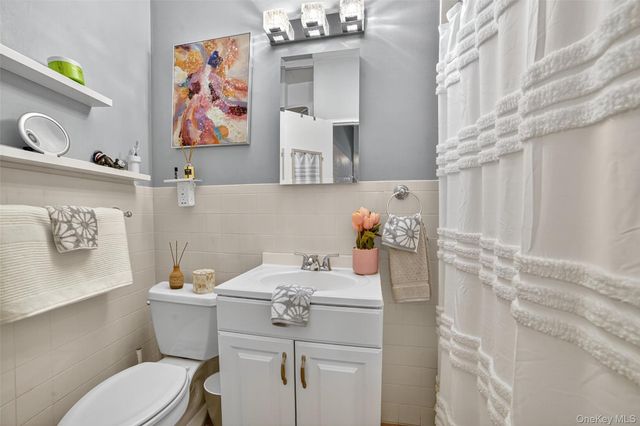 1101 Midland Avenue 121, Bronxville, NY 10708