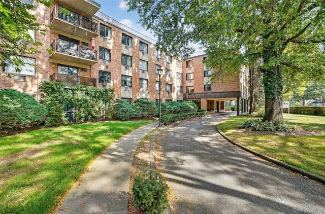 1101 Midland Avenue 121, Bronxville, NY 10708