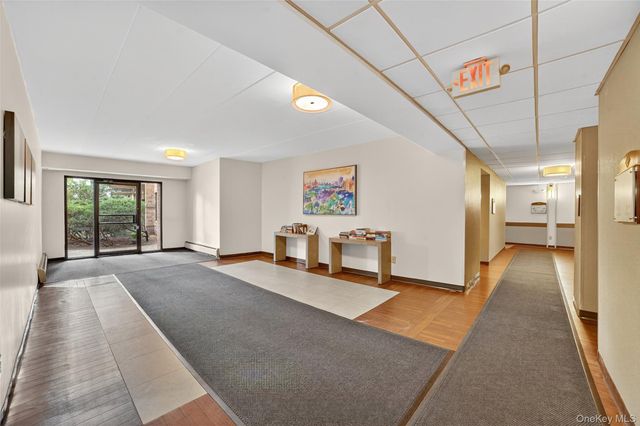 1101 Midland Avenue 121, Bronxville, NY 10708