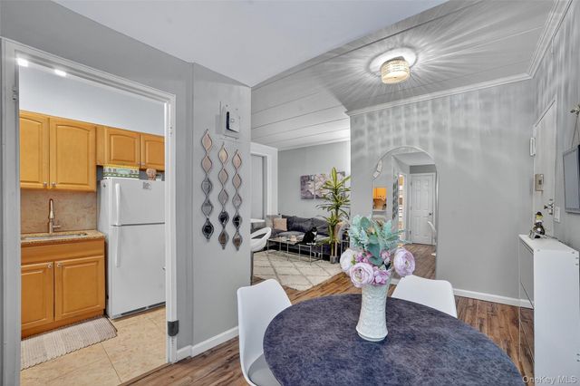 1101 Midland Avenue 121, Bronxville, NY 10708