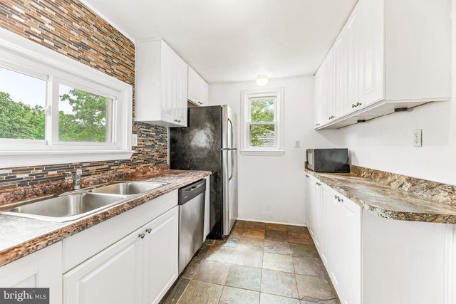 1440 PLATEAU, Saint Leonard, MD 20685