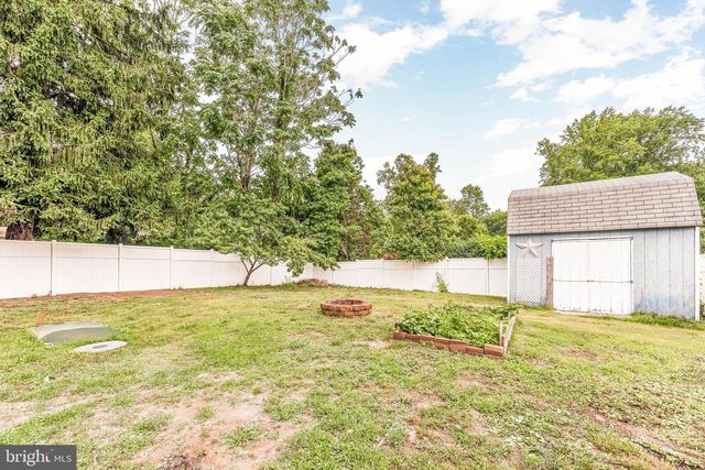 1440 PLATEAU, Saint Leonard, MD 20685