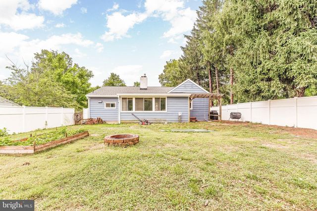 1440 PLATEAU, Saint Leonard, MD 20685