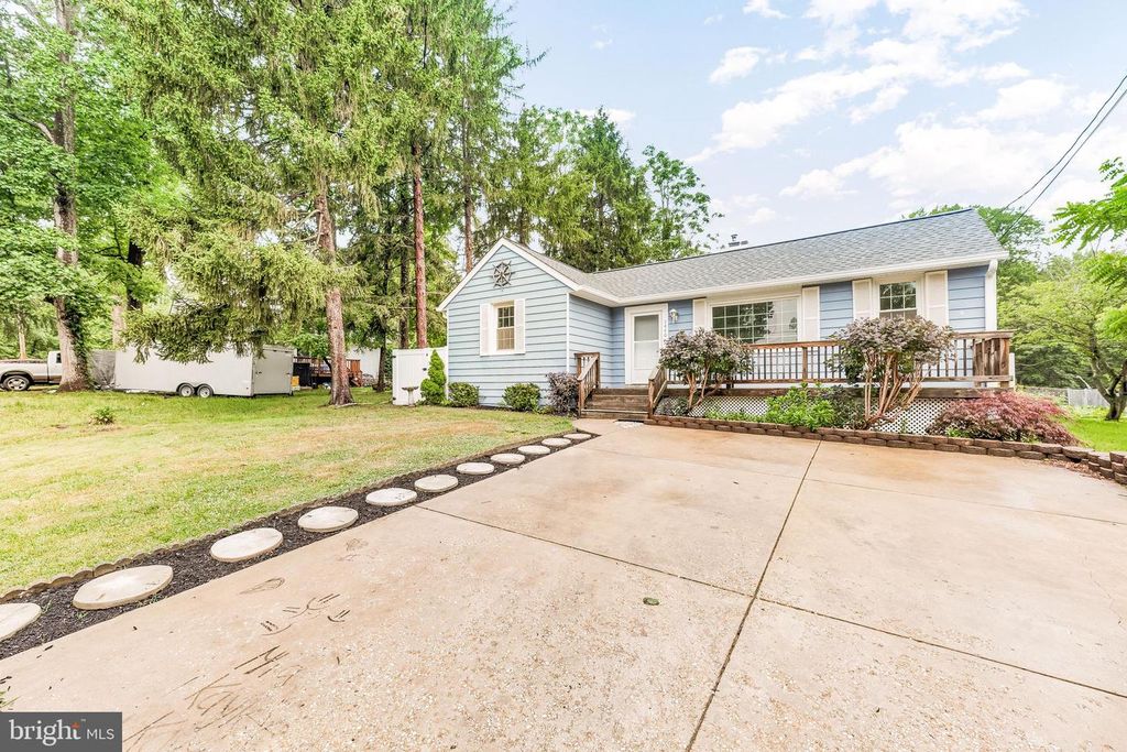 1440 PLATEAU, Saint Leonard, MD 20685