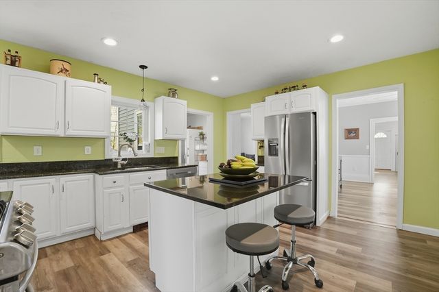 59 Cottage Street, Franklin, MA 02038