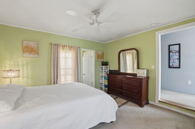 59 Cottage Street, Franklin, MA 02038