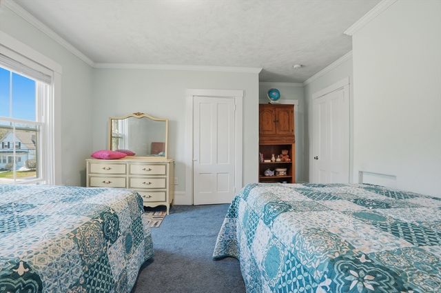 59 Cottage Street, Franklin, MA 02038