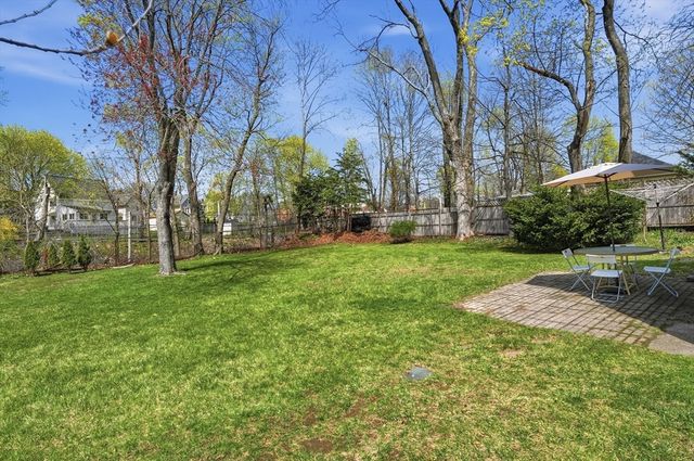 59 Cottage Street, Franklin, MA 02038