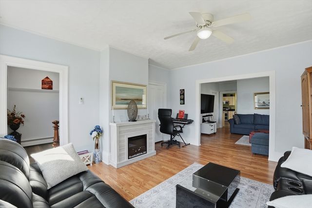 59 Cottage Street, Franklin, MA 02038