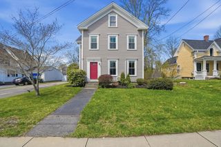 59 Cottage Street, Franklin, MA 02038