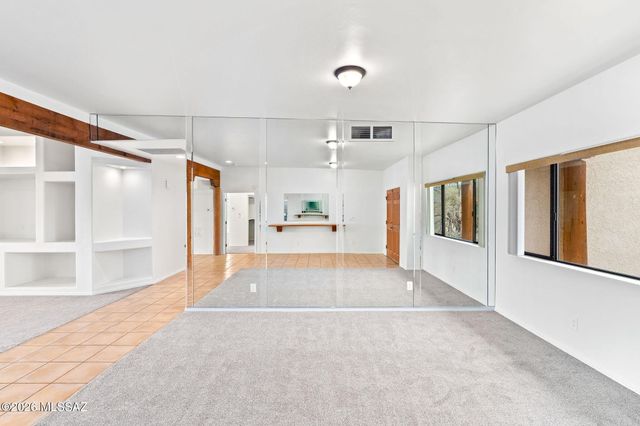 7521 S Cactus Thorn Lane, Tucson, AZ 85747