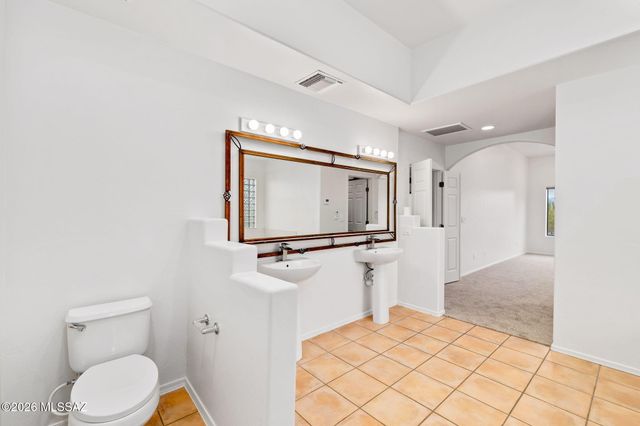 7521 S Cactus Thorn Lane, Tucson, AZ 85747