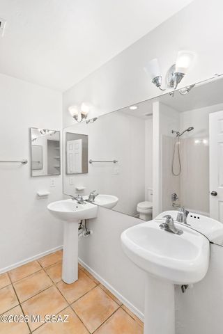 7521 S Cactus Thorn Lane, Tucson, AZ 85747