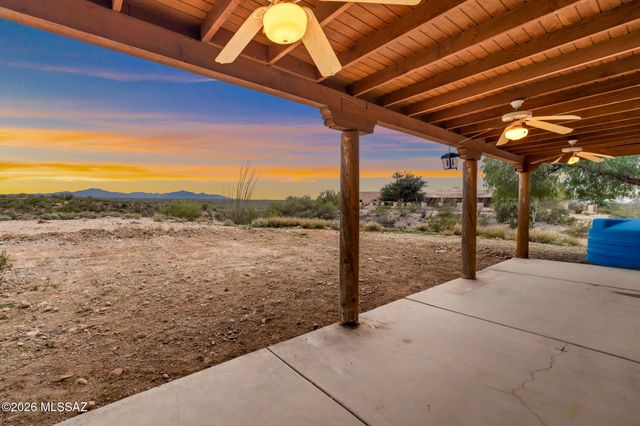 7521 S Cactus Thorn Lane, Tucson, AZ 85747