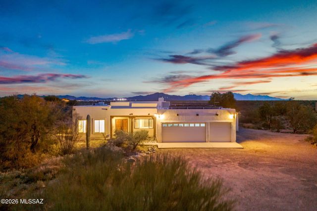 7521 S Cactus Thorn Lane, Tucson, AZ 85747