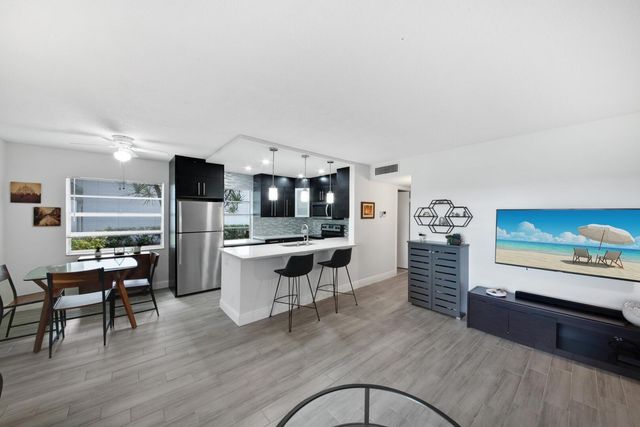 21 NORMANDY A 21, Delray Beach, FL 33484