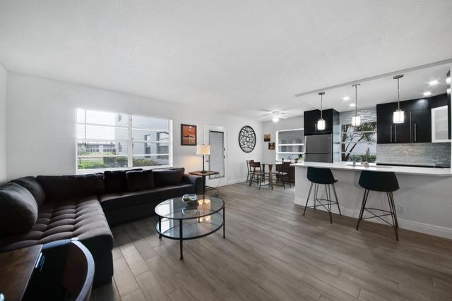 21 NORMANDY A 21, Delray Beach, FL 33484