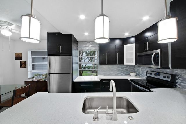 21 NORMANDY A 21, Delray Beach, FL 33484