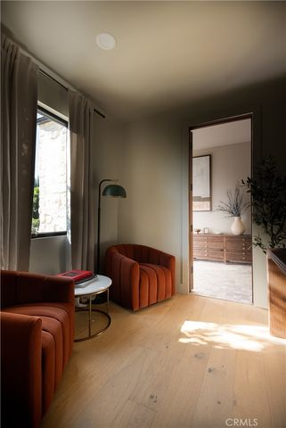 15719 Hartsook, Encino, CA 91436