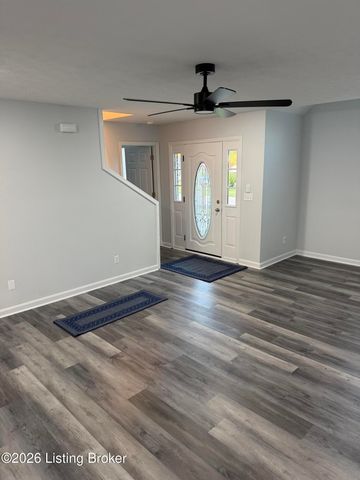 213 Farmview Dr, Mt Washington, KY 40047