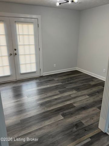 213 Farmview Dr, Mt Washington, KY 40047