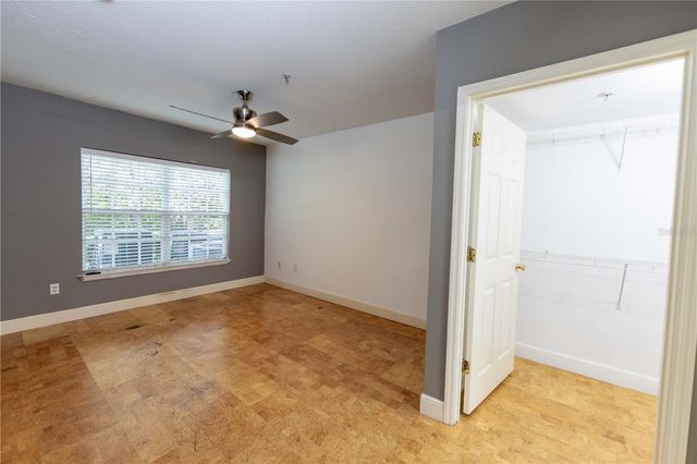 738 CREST PINES DRIVE 714, Orlando, FL 32828