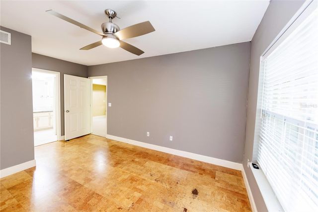 738 CREST PINES DRIVE 714, Orlando, FL 32828