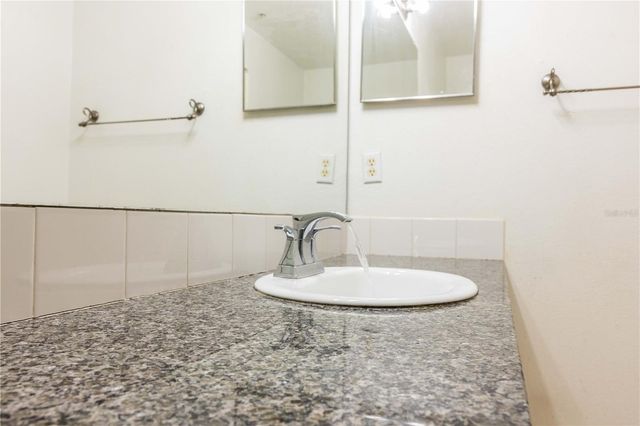 738 CREST PINES DRIVE 714, Orlando, FL 32828