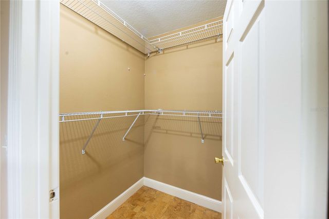 738 CREST PINES DRIVE 714, Orlando, FL 32828