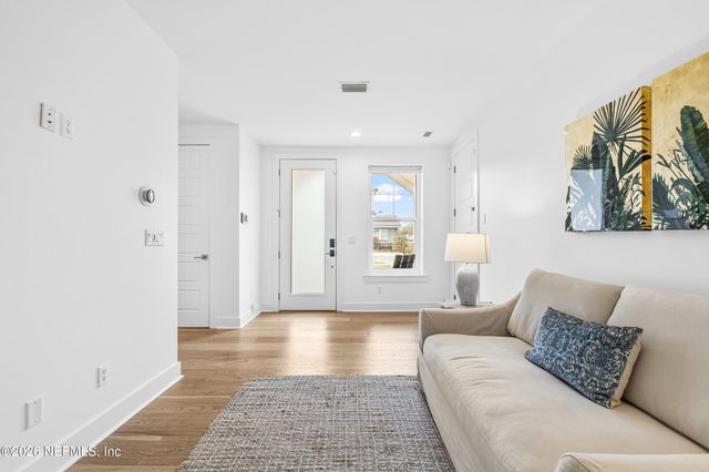 102 19TH Avenue N, Jacksonville Beach, FL 32250