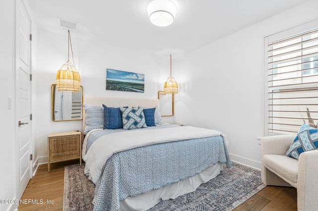 102 19TH Avenue N, Jacksonville Beach, FL 32250