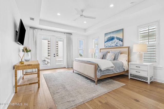 102 19TH Avenue N, Jacksonville Beach, FL 32250