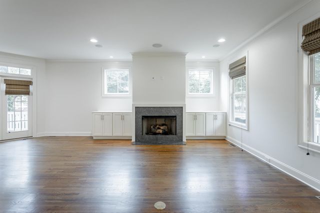 36 W 17th Street, Chattanooga, TN 37408