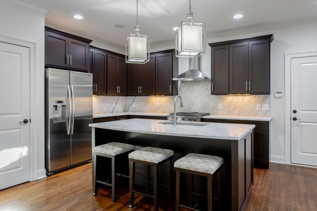 36 W 17th Street, Chattanooga, TN 37408