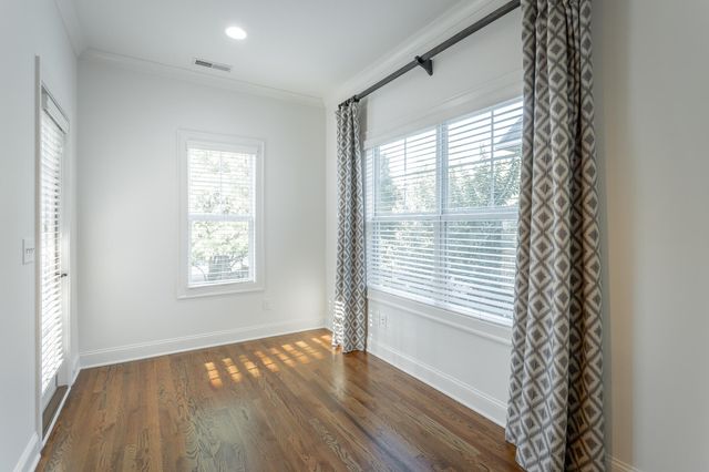 36 W 17th Street, Chattanooga, TN 37408