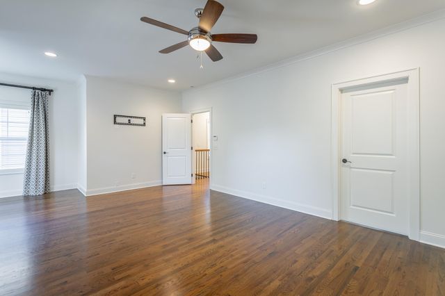 36 W 17th Street, Chattanooga, TN 37408