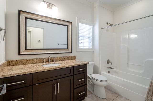 36 W 17th Street, Chattanooga, TN 37408